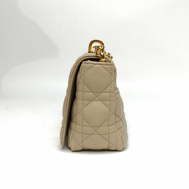 DIOR Caro小號20米色牛皮金扣2023肩背包-1