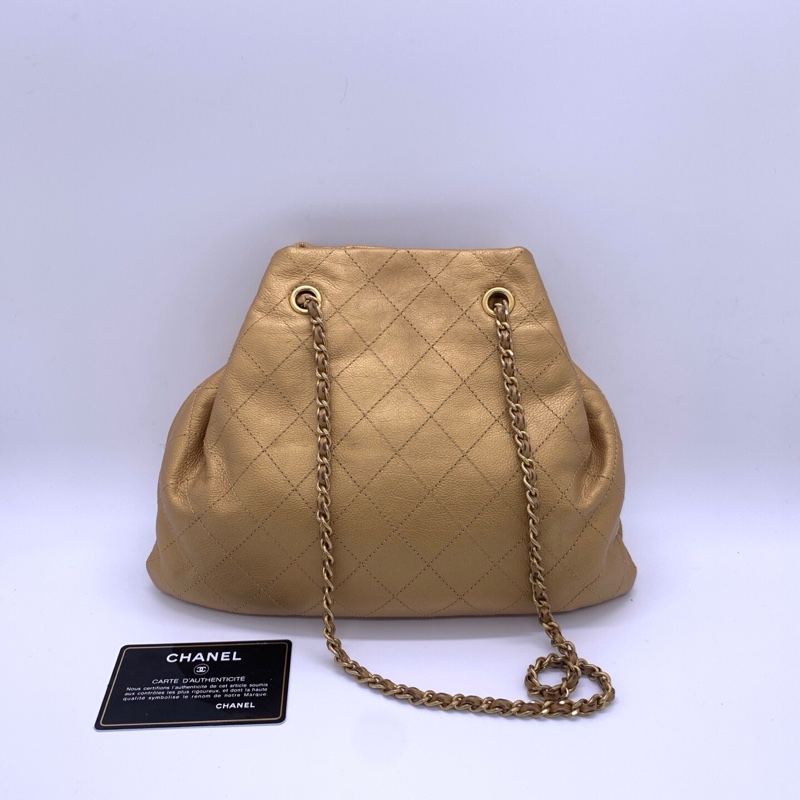 Chanel香奈兒金色mini福袋水桶單肩包斜挎包-1