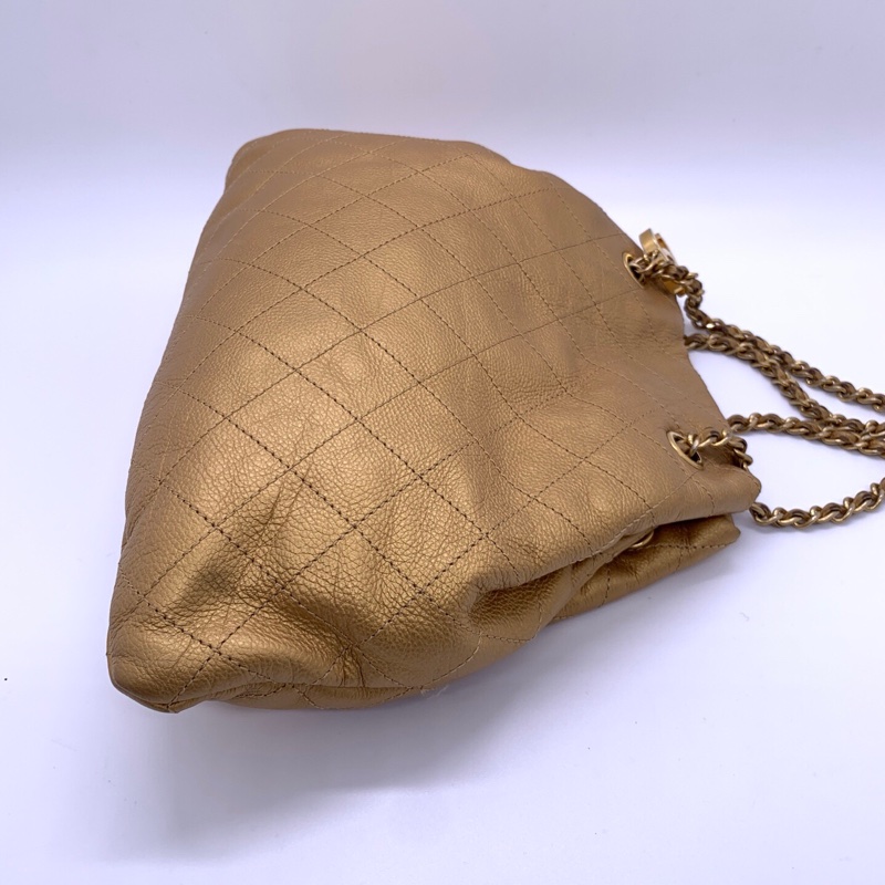 Chanel香奈兒金色mini福袋水桶單肩包斜挎包-3