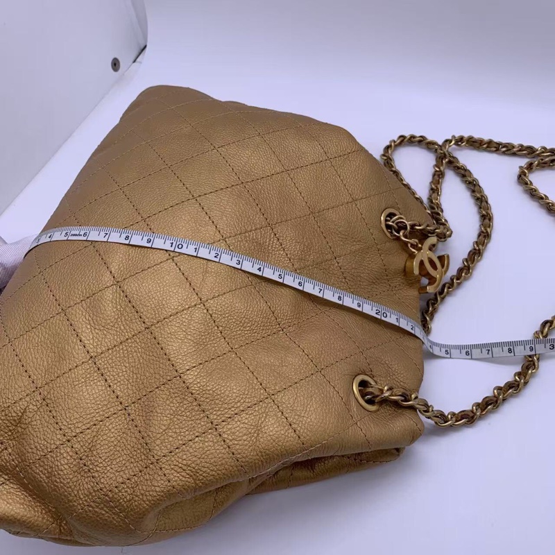 Chanel香奈兒金色mini福袋水桶單肩包斜挎包-10