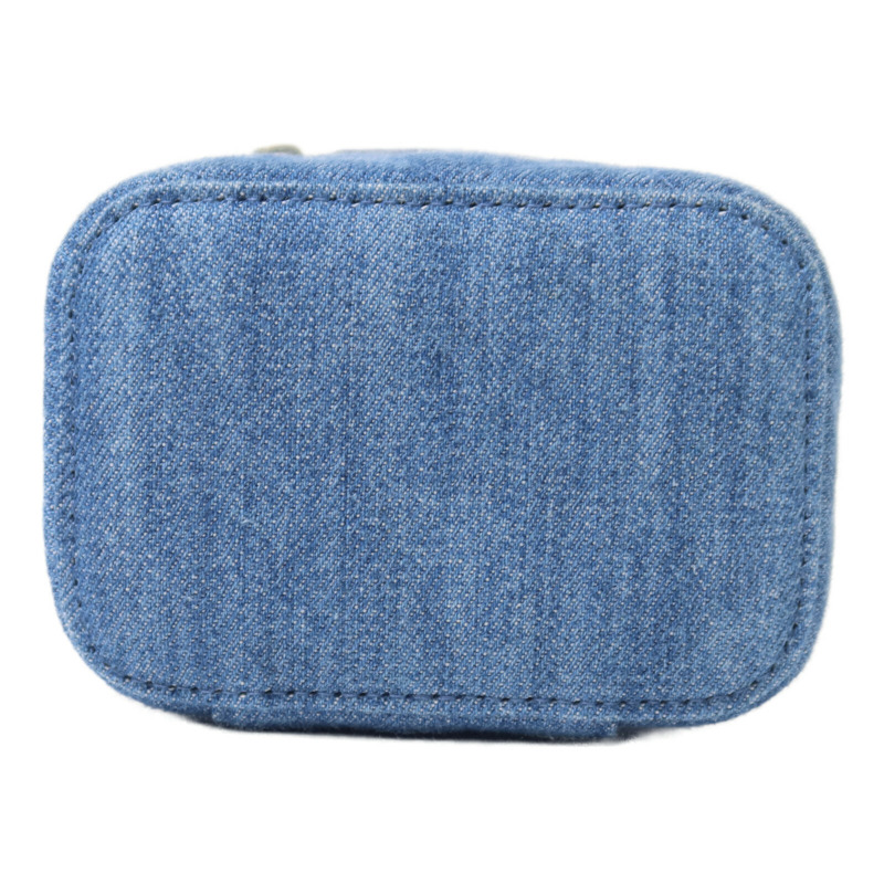 CHANEL 牛仔布Mini Vanity Case鏈帶肩背袋-3