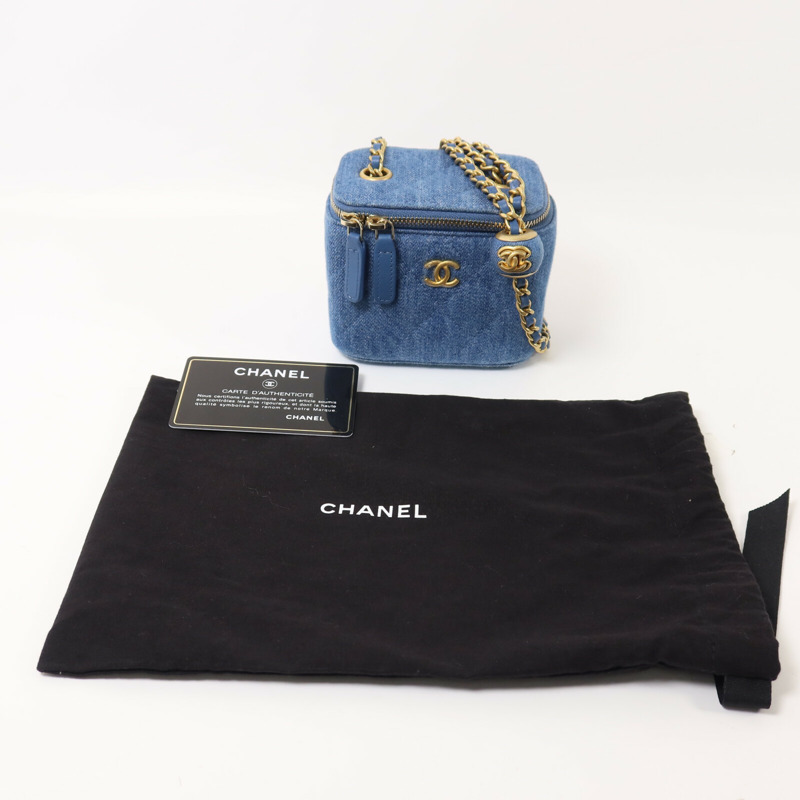 CHANEL 牛仔布Mini Vanity Case鏈帶肩背袋-9
