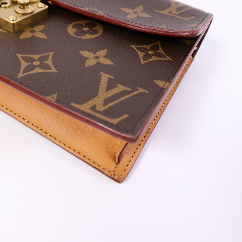 LOUIS VUITTON Monogram S Lock Belt Pouch GM腰包-10
