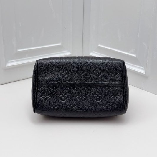 芯片款 路易威登/Louis Vuitton Speedy 20 黑色壓紋牛皮枕頭包-4