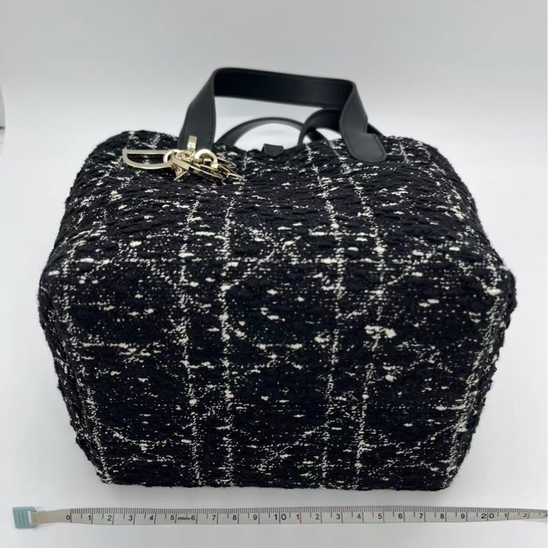 DIOR迪奧 Toujours 藤格紋圖案設計 里料牛皮材質 敞口方式 單肩斜挎手提包 小號 女款 黑色有保卡塵袋吊牌-9