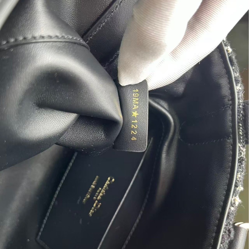 DIOR迪奧 Toujours 藤格紋圖案設計 里料牛皮材質 敞口方式 單肩斜挎手提包 小號 女款 黑色有保卡塵袋吊牌-11