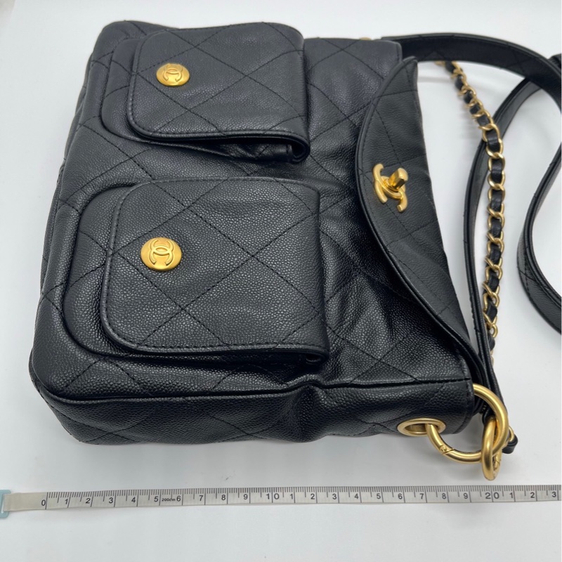 CHANEL香奈兒 24P春夏 SuppleTwins 菱格紋金扣棕金皮穿鏈 黑色 牛皮材質金色五金長寬高：24.5×5×19 單肩斜挎包 女款-7