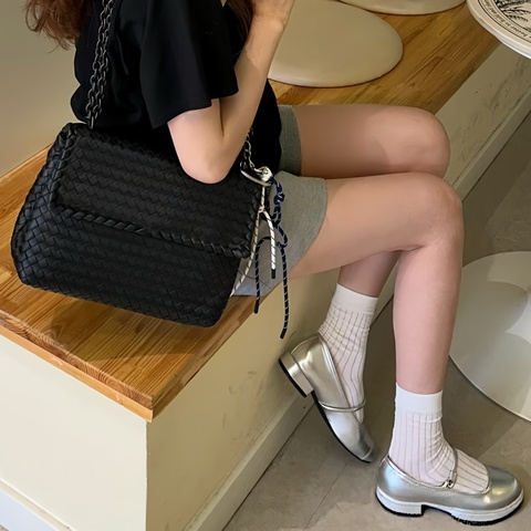 BV 黑編織｜不說話也很貴的包🖤