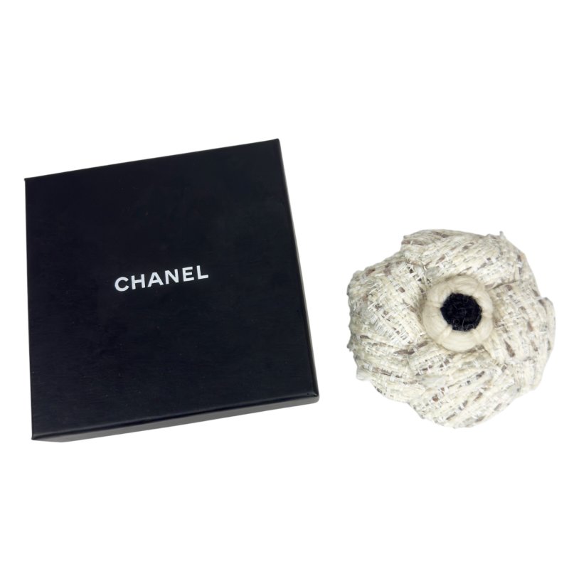 CHANEL 中古 山茶花 胸針-1