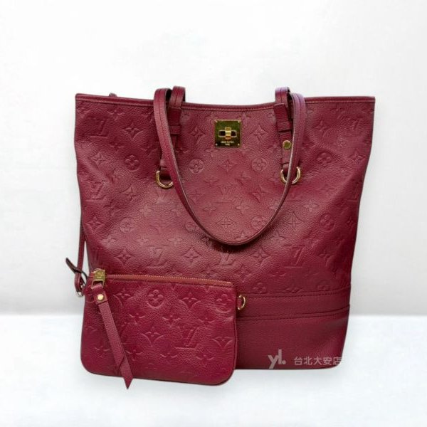 A13186-LV Citadine 紫紅色牛皮壓紋金釦直立肩背托特包M94049-0