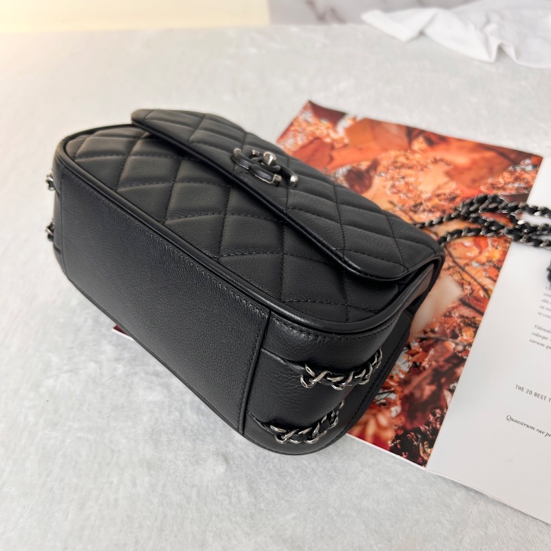 Chanel 雙 C 絎縫皮革翻蓋鏈條把手鏈帶手提包肩背包 A98549-13