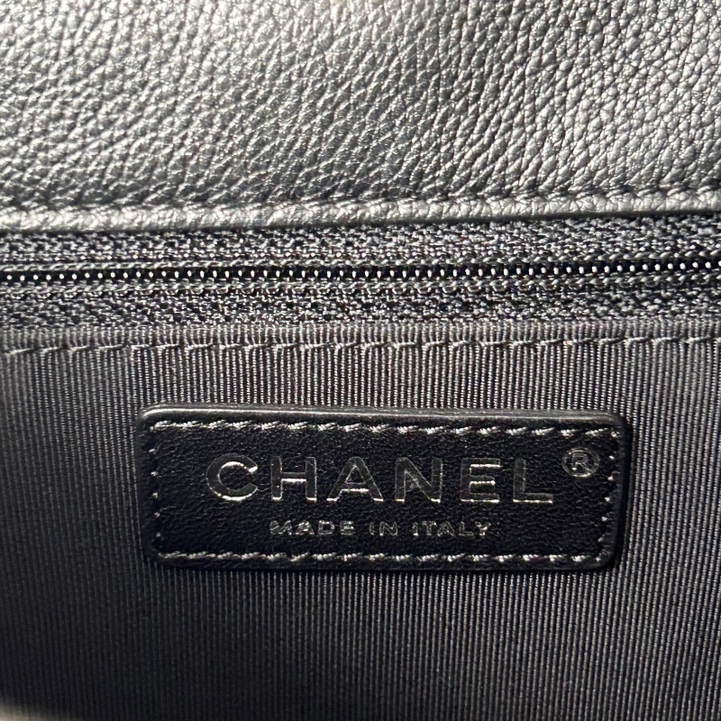 Chanel 雙 C 絎縫皮革翻蓋鏈條把手鏈帶手提包肩背包 A98549-28