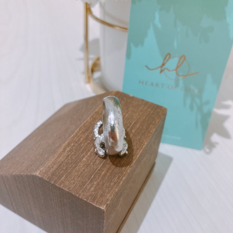 TK2046 Chanel 香奈兒CC扣指輪 CC Crystal Encrusted Baroque Ring-8