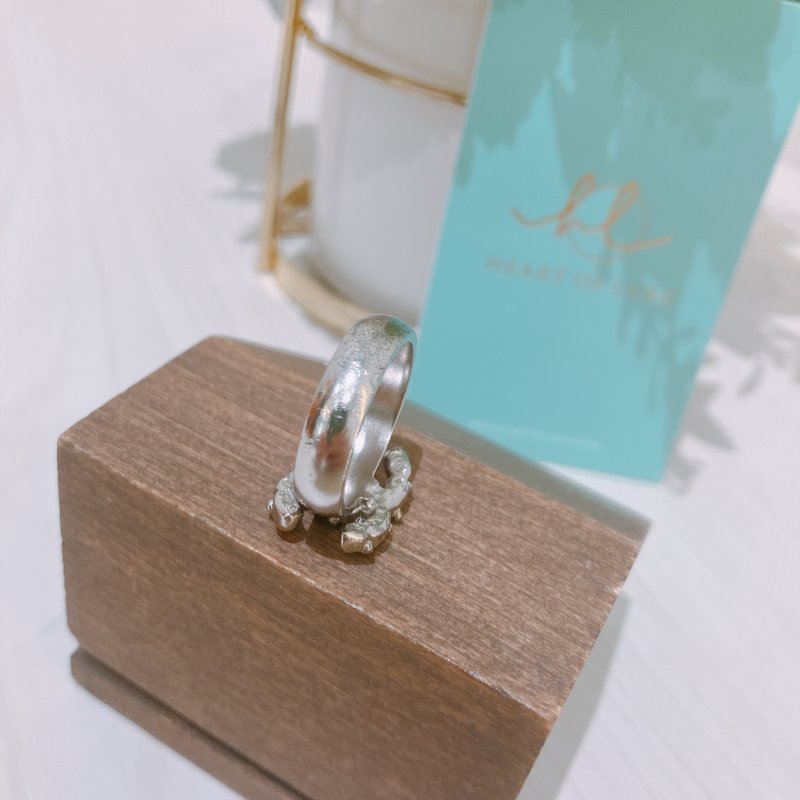 TK2046 Chanel 香奈兒CC扣指輪 CC Crystal Encrusted Baroque Ring-9