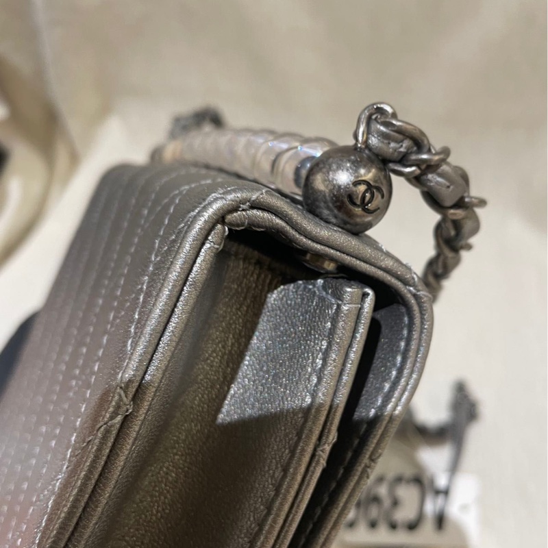 Chanel chain shoulder bag-11