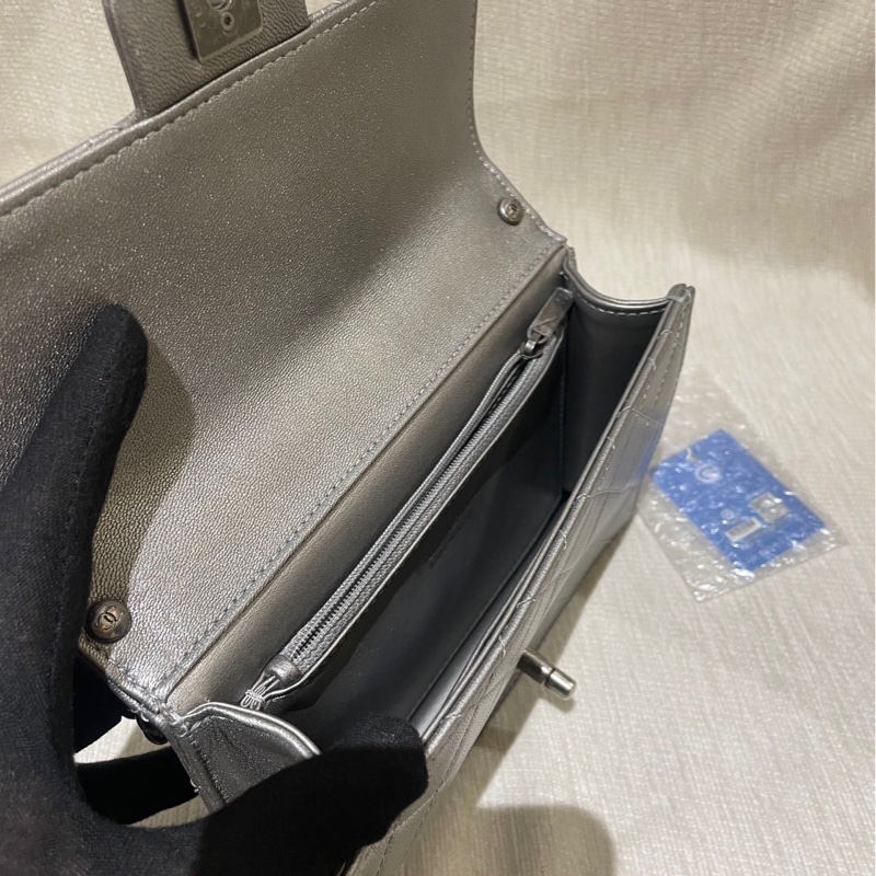 Chanel chain shoulder bag-12