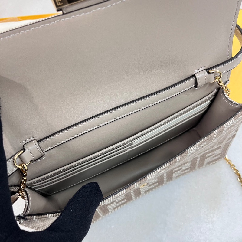 Fendi baguette 8M0498 ( Beige )-5