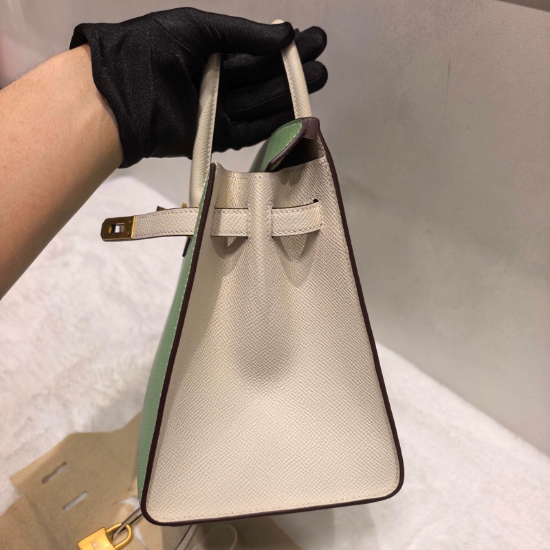 🔥（全新）Hermes 愛馬仕 birkin25 bk25 牛油果綠拼奶油白金扣  馬蹄印  k刻 附件：毛昝，鑰匙和鎖。❤️正品保障-1