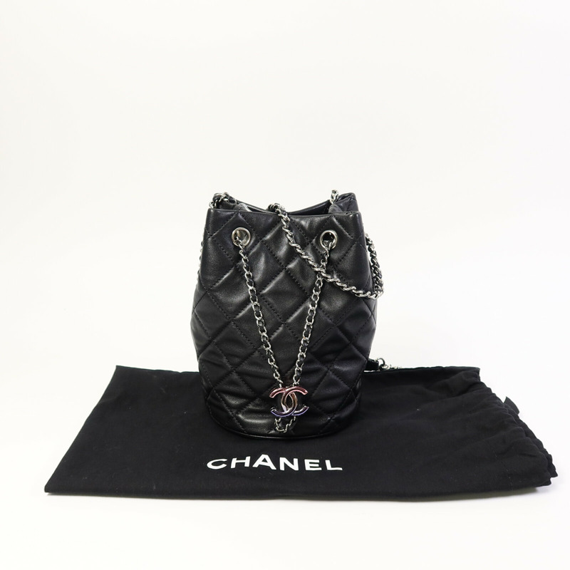 CHANEL 羊皮皮革Bucket Bag鏈帶肩背袋-9
