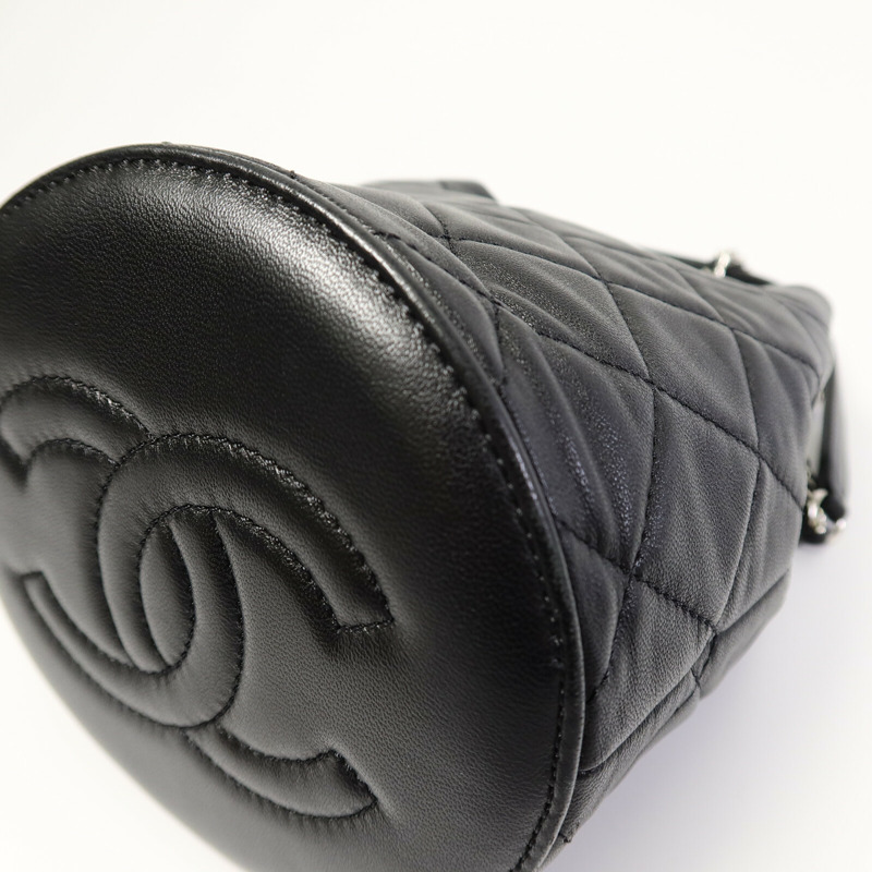 CHANEL 羊皮皮革Bucket Bag鏈帶肩背袋-13