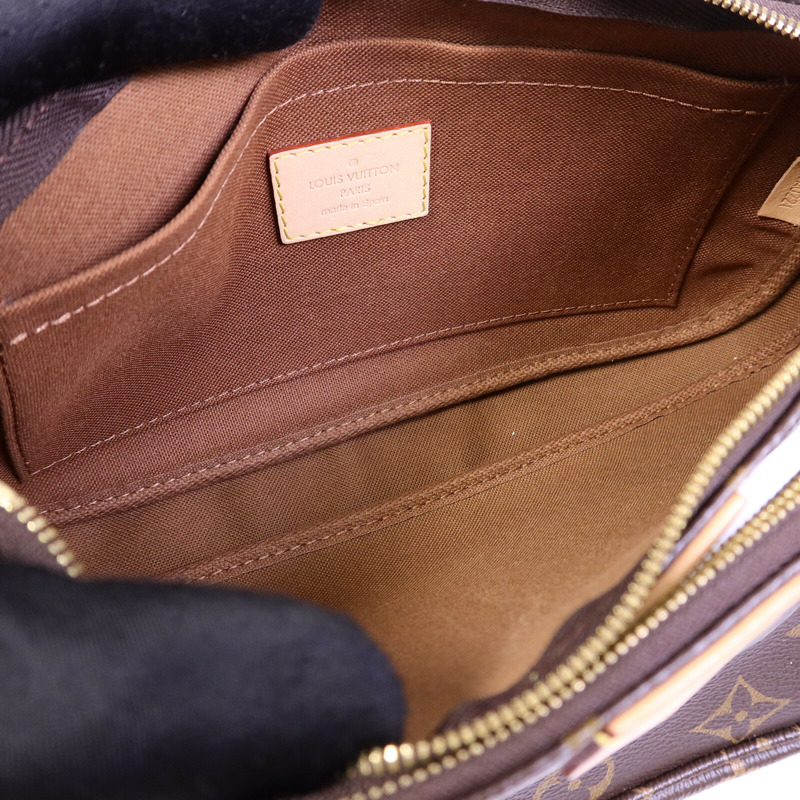 LOUIS VUITTON Monogram Multi Pochette Accessoires金扣肩背袋-4