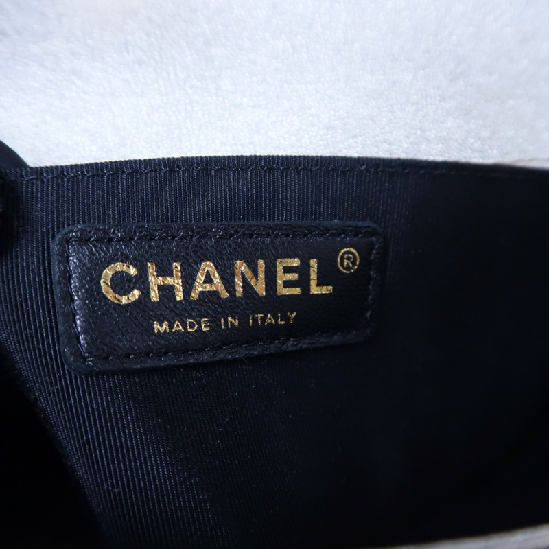 CHANEL 牛皮皮革Boy 20鏈帶肩背袋-5