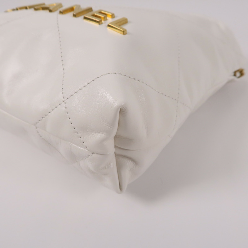 CHANEL 牛皮皮革22 Mini鏈帶肩背袋-9