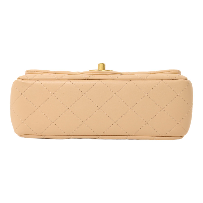 CHANEL 羊皮皮革Mini Camellia Crush 20鏈帶肩背袋-3