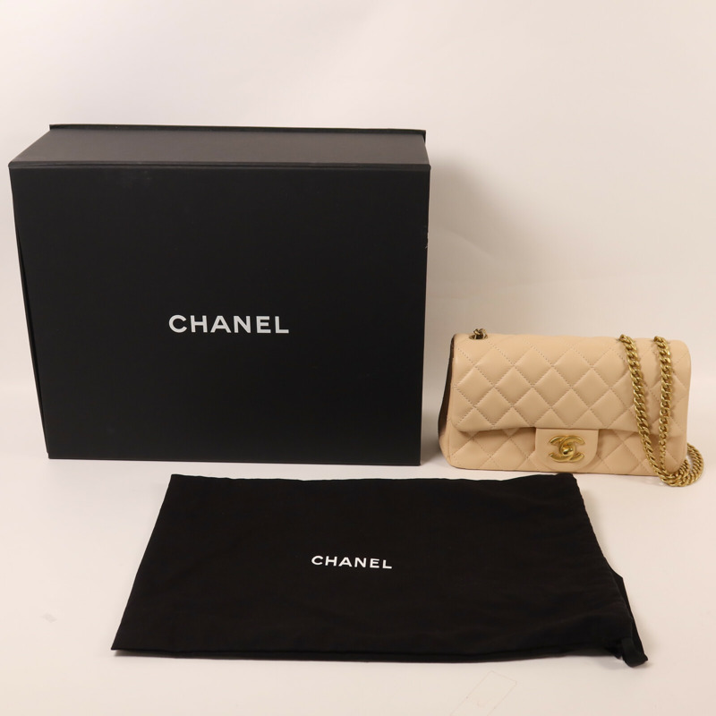 CHANEL 羊皮皮革Mini Camellia Crush 20鏈帶肩背袋-8