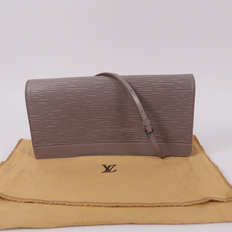 LOUIS VUITTON Epi Honfleur Clutch Bag-7