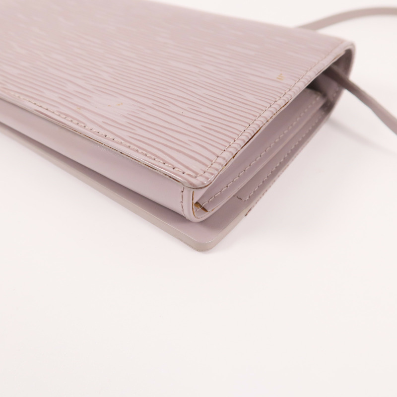 LOUIS VUITTON Epi Honfleur Clutch Bag-9