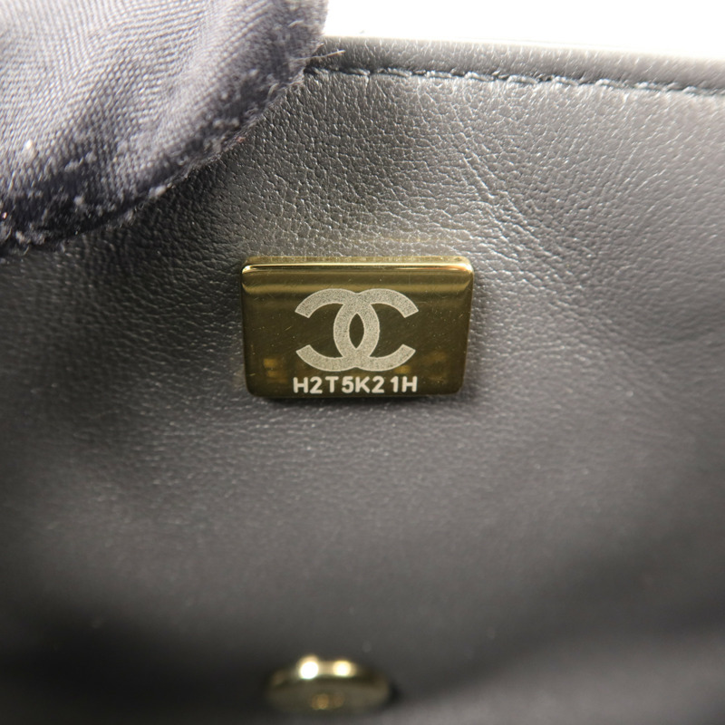 CHANEL 羊皮皮革Mini Classic 17鏈帶肩背袋-6