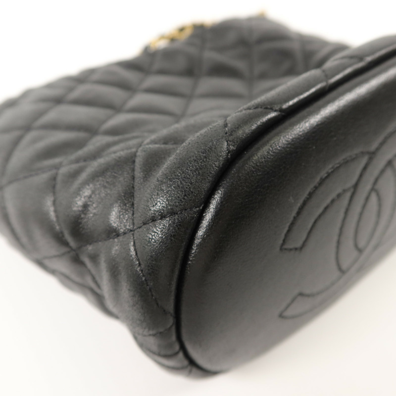 CHANEL 牛皮皮革Bucket Bag鏈帶肩背袋-13