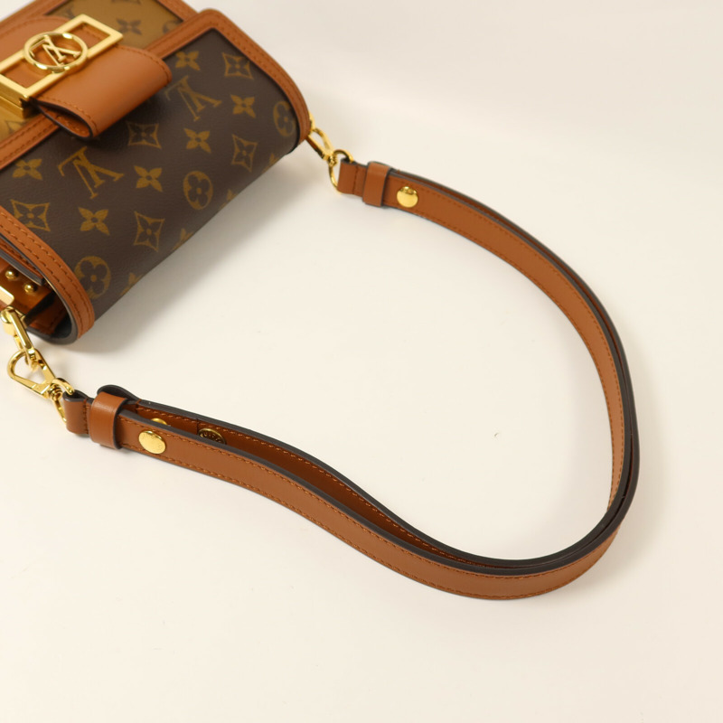 LOUIS VUITTON Monogram Reverse Mini Dauphine肩背袋-6