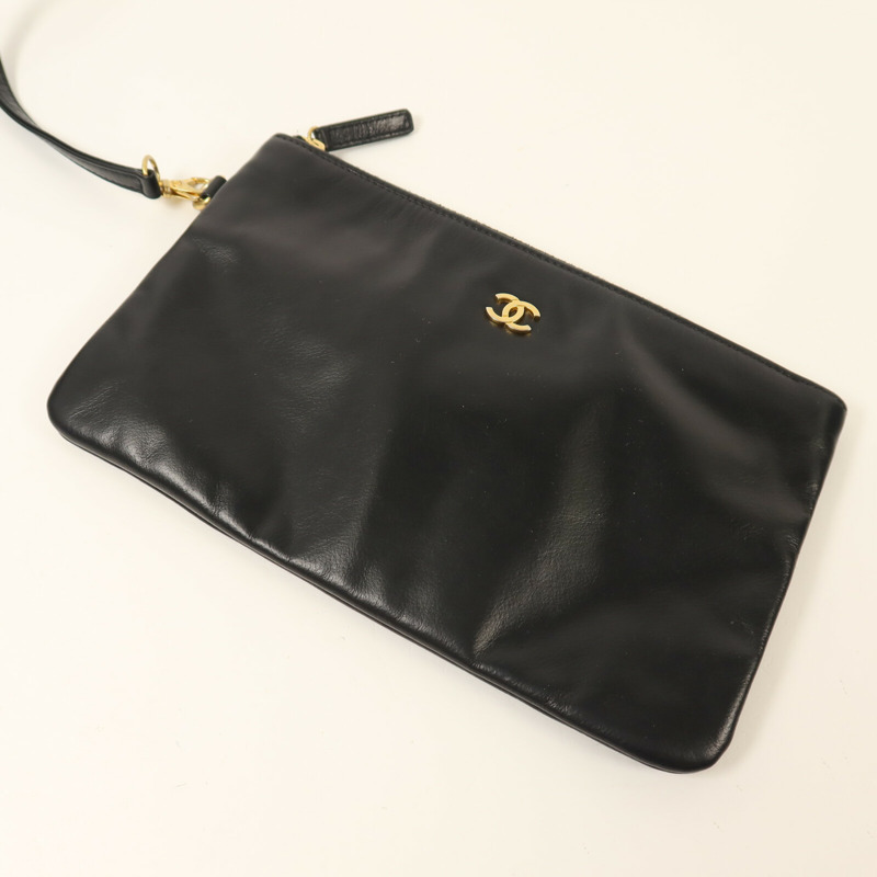CHANEL 牛皮皮革Chanel 22 Small鏈帶肩背袋-18