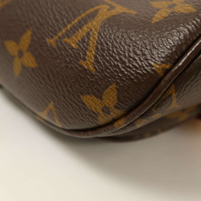 LOUIS VUITTON Monogram Mini Bumbag鏈帶手挽肩背兩用袋-12