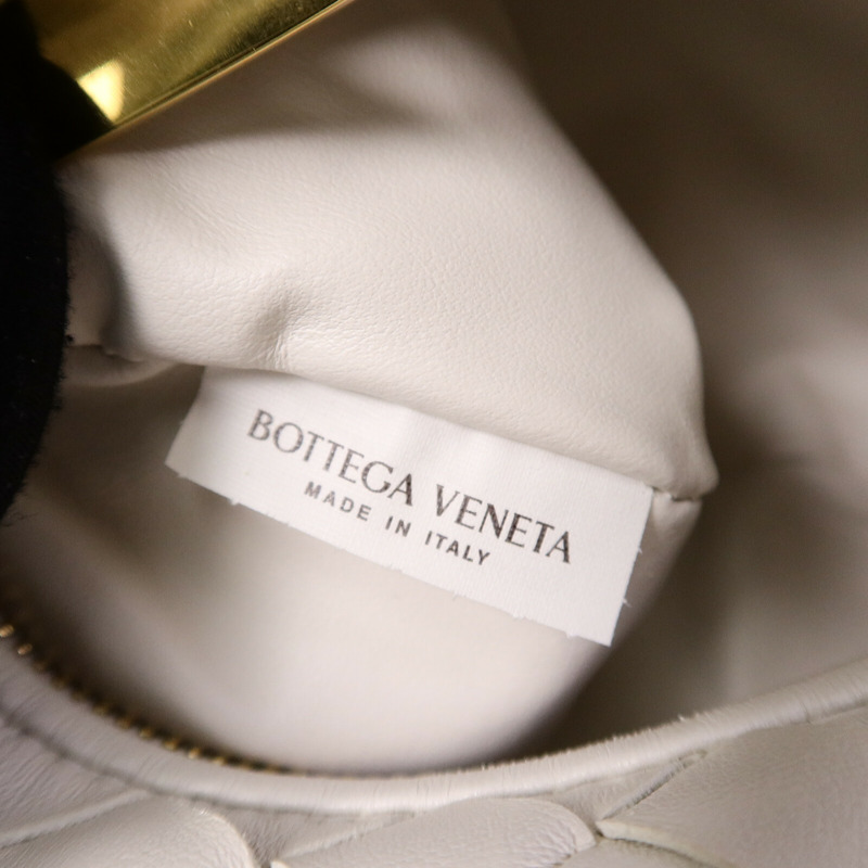 BOTTEGA VENETA 羊皮皮革Mini Jodie手挽袋-5