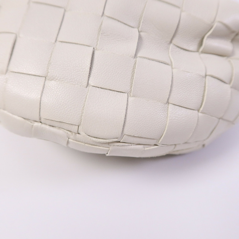 BOTTEGA VENETA 羊皮皮革Mini Jodie手挽袋-12