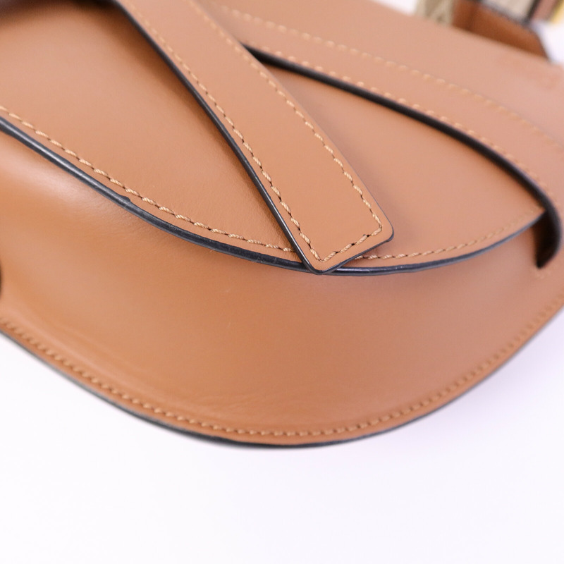 LOEWE 牛皮皮革Gate Dual肩背袋-10