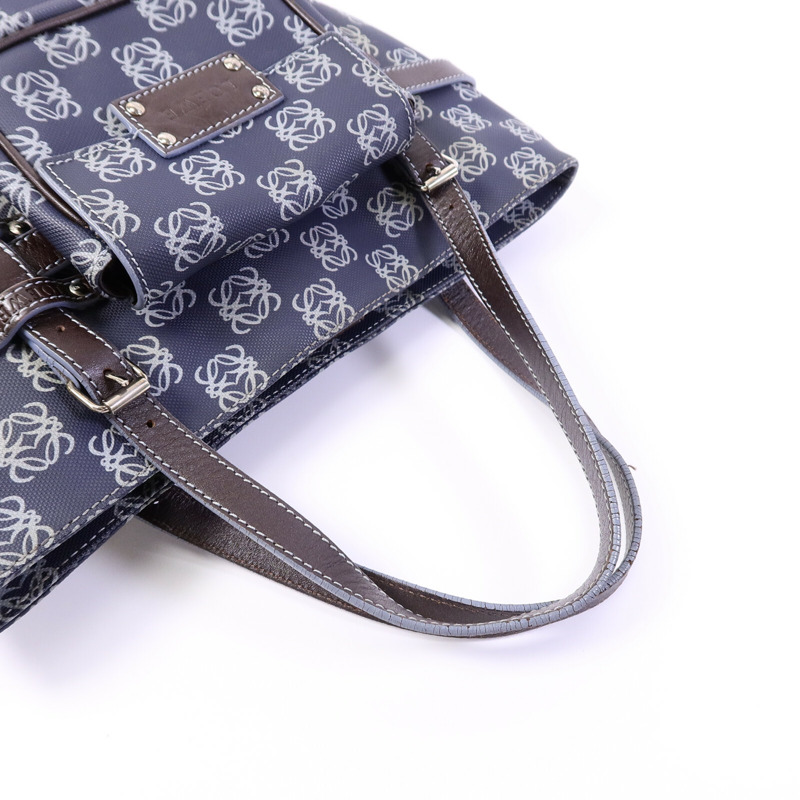 LOEWE 帆布Anagram Shoulder Bag肩背袋-8