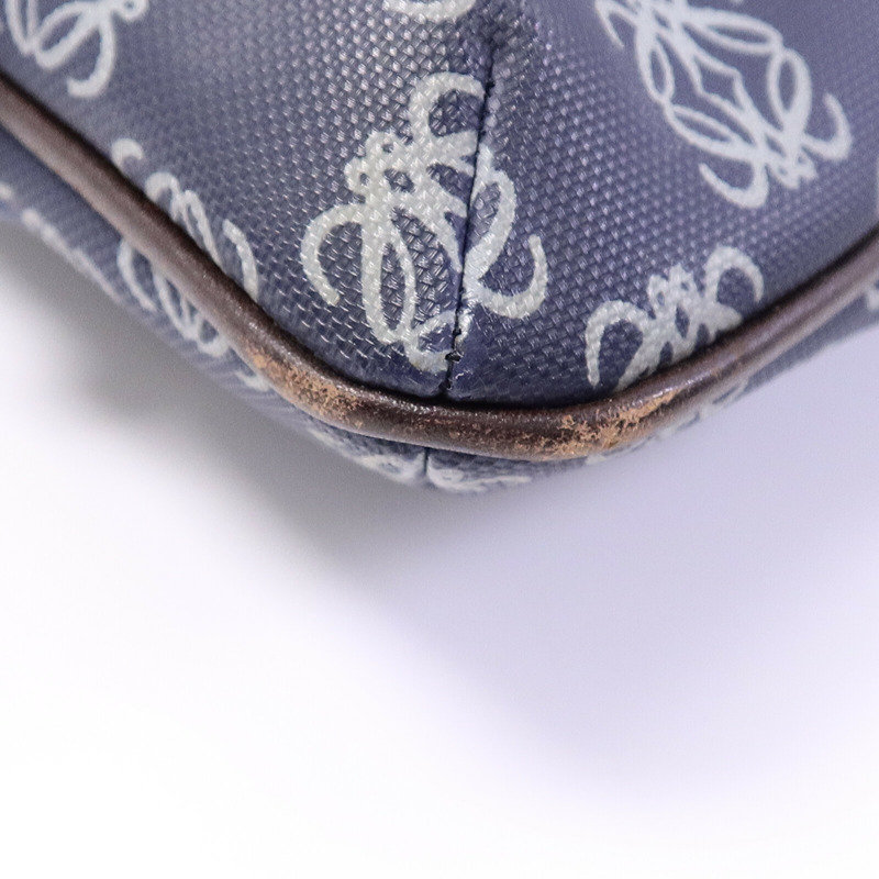 LOEWE 帆布Anagram Shoulder Bag肩背袋-12