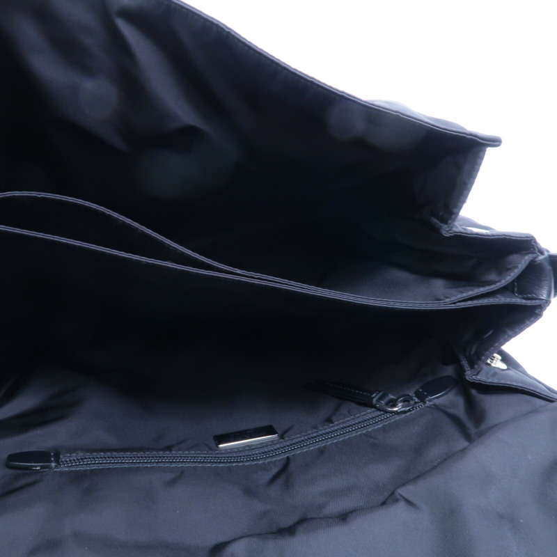PRADA 尼龍Traveller Large Padded Re-Nylon肩背袋-4