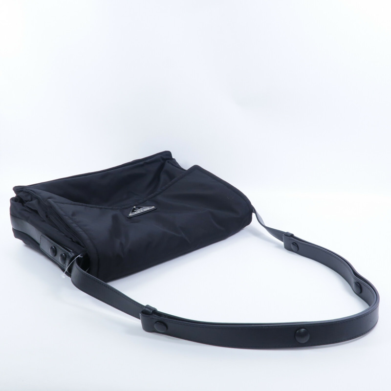 PRADA 尼龍Traveller Large Padded Re-Nylon肩背袋-8