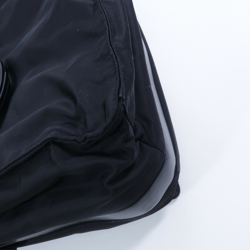 PRADA 尼龍Traveller Large Padded Re-Nylon肩背袋-12