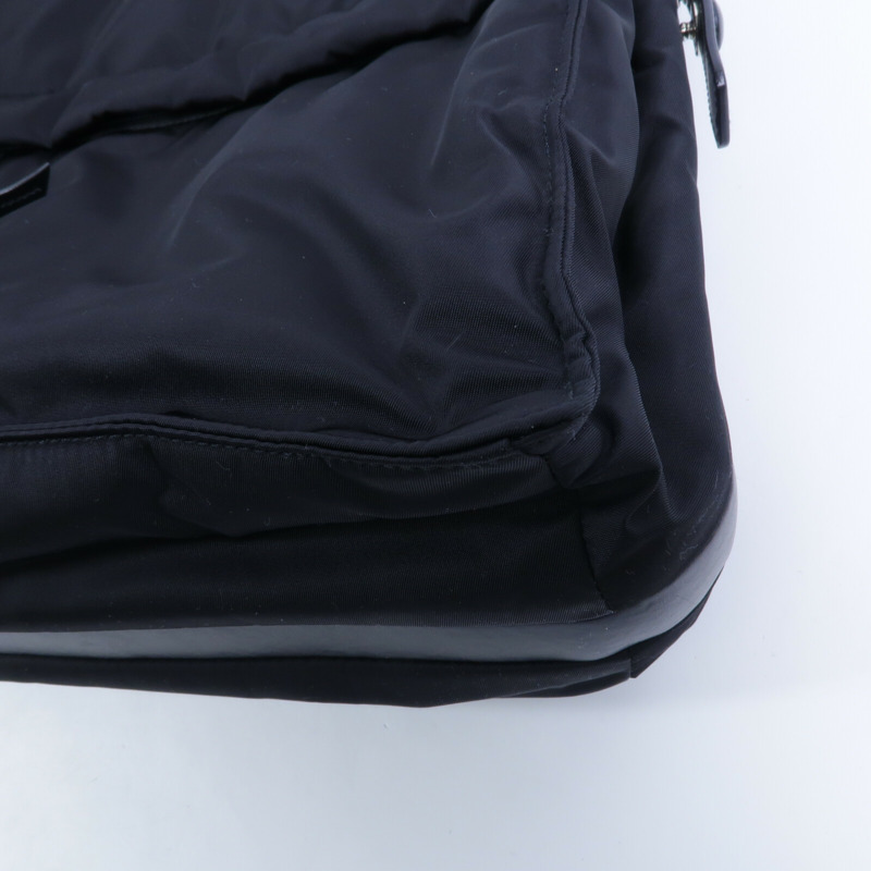 PRADA 尼龍Traveller Large Padded Re-Nylon肩背袋-13