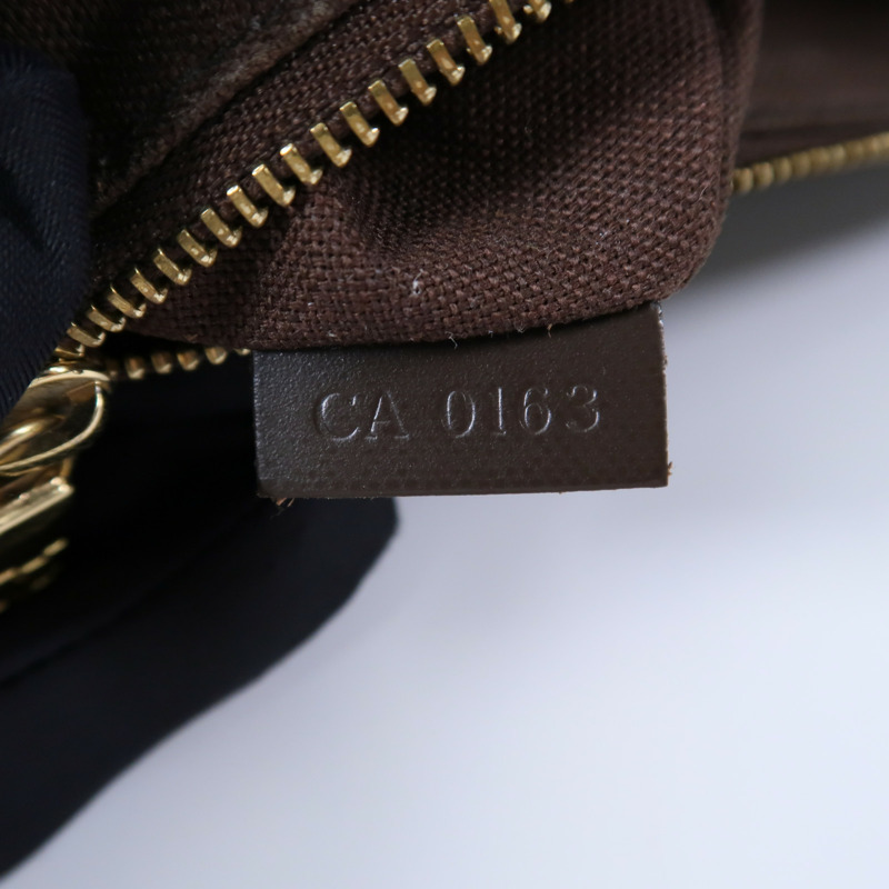 LOUIS VUITTON Damier Beaubourg肩背袋-7