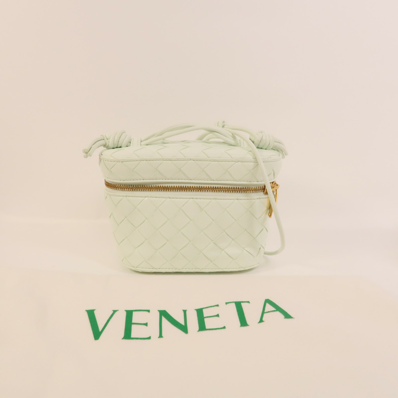 BOTTEGA VENETA 羊皮皮革Mini Intrecciato Vanity Case肩背袋-8