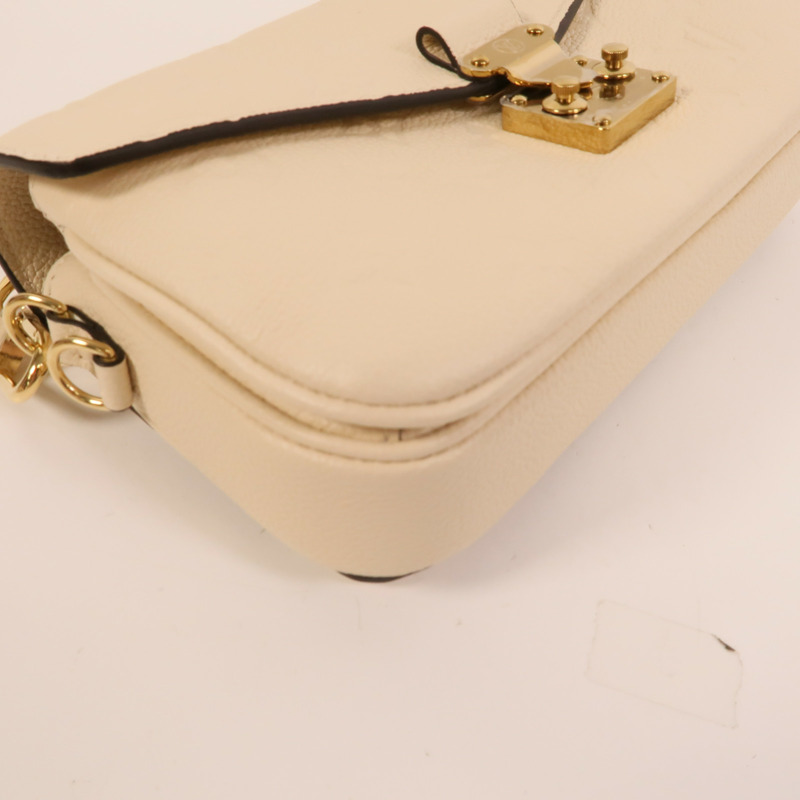 LOUIS VUITTON Monogram Empreinte Pochette Metis East West手挽肩背兩用袋-11