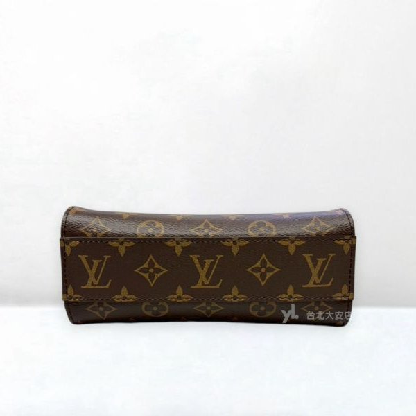A13204-LV Sac Plat BB 經典老花琴譜包M46265-4