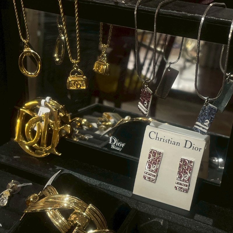 VINTAGE DIOR金色CD手提包造形古董項鍊-4